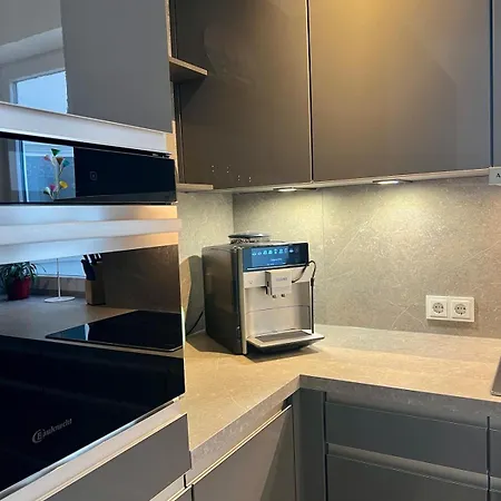 Buelow29 East - Bluecherplatz Apartament