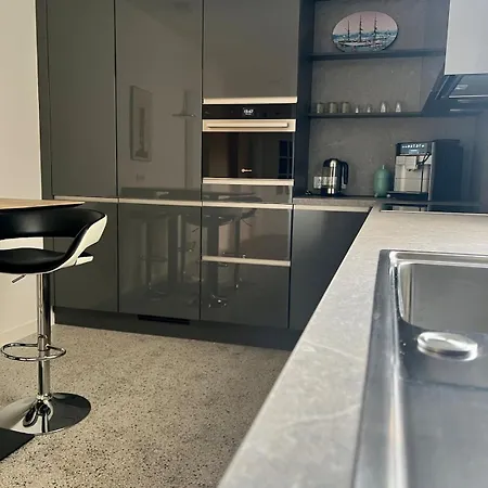 Buelow29 East - Bluecherplatz Apartament